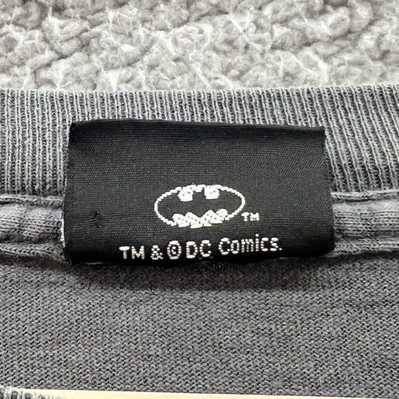 DC Comics The Dark Knight Batman All Over Print Movie Promo Gray T-Shirt - Picture 4 of 5